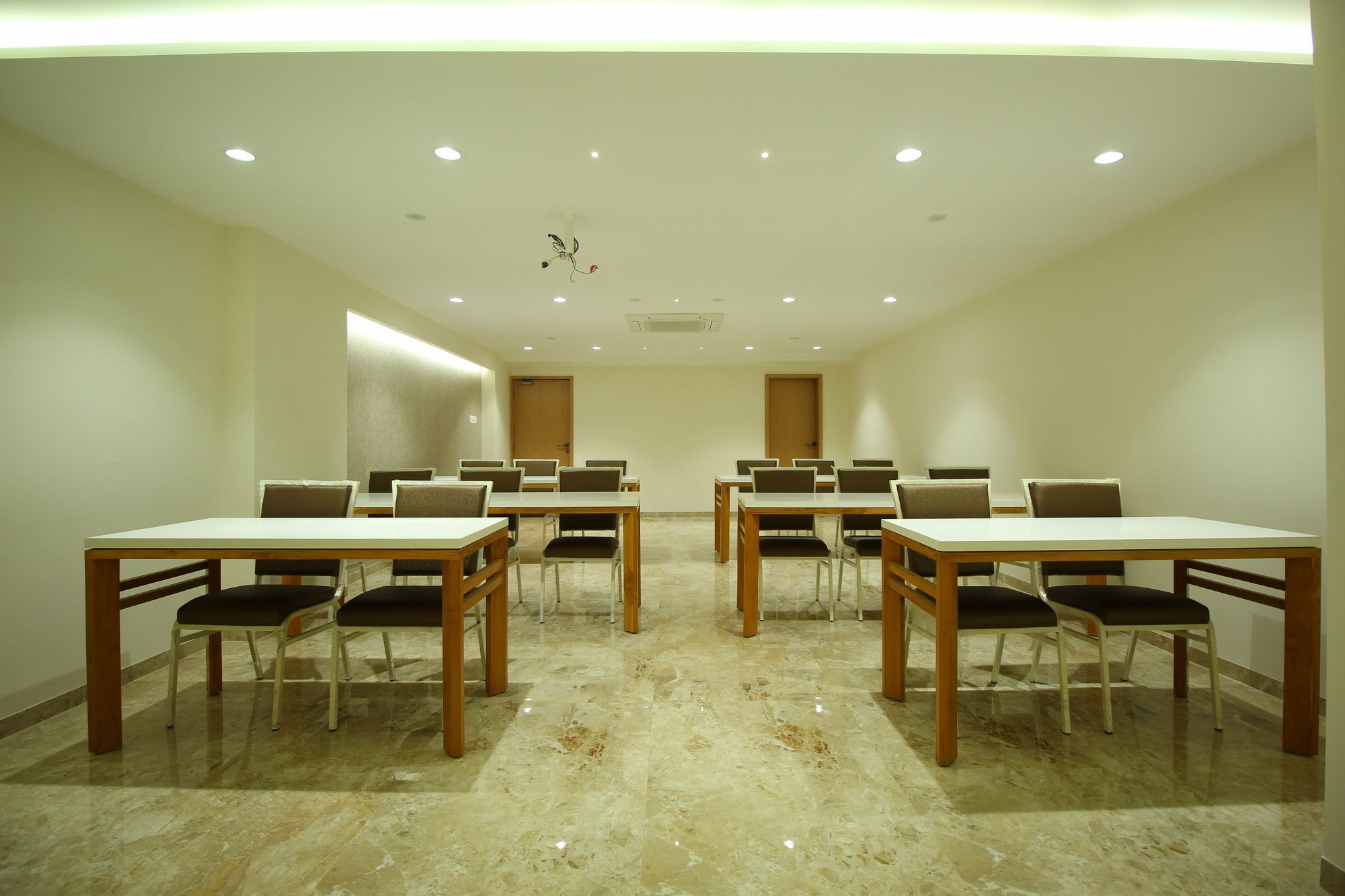 Oyo 4161 Hotel Shailly Inn Ahmedabad Exterior foto