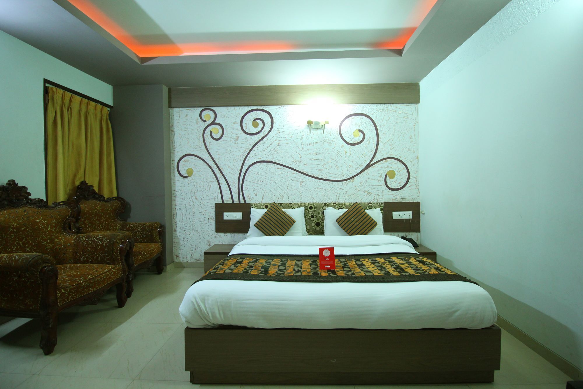 Oyo 4161 Hotel Shailly Inn Ahmedabad Exterior foto